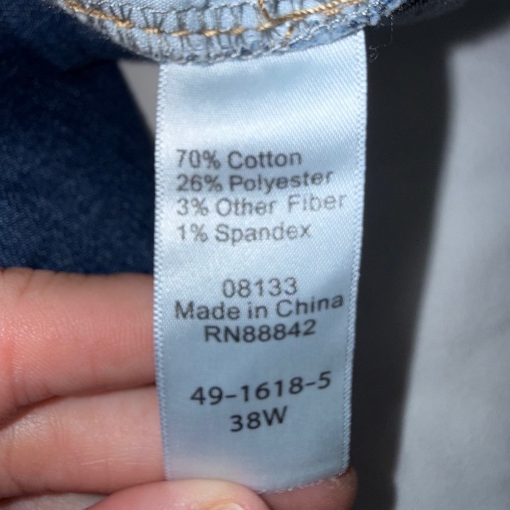 Woman Within Denim Capri Jeans Women's 38W Blue Stretch Button Hem Plus - Picture 4 of 7